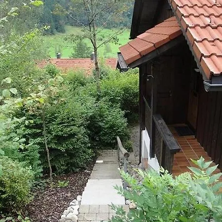Ferienwohnung-enzian-9-garten *